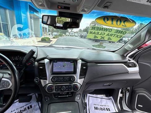 Used 2019 Chevrolet Tahoe Premier AWD/4WD image 14