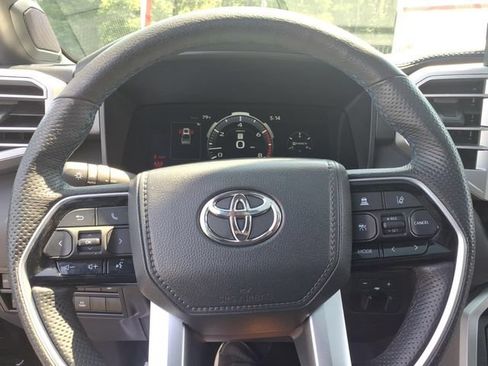 Used 2025 Toyota Tundra Platinum AWD/4WD image 21