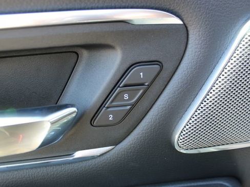 New 2026 RAM 1500 Laramie AWD/4WD image 13