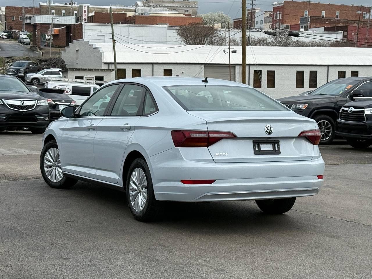 Used 2019 Volkswagen Jetta S FWD image 4