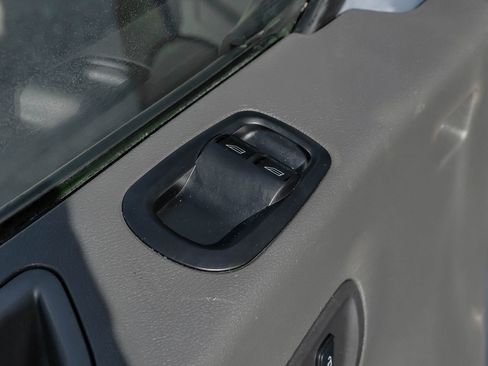 Used 2020 Ford Transit 250 148 High Roof Extended image 39