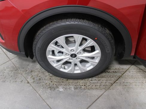 New 2026 Ford Escape Active image 50