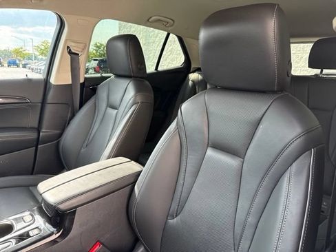 Used 2023 Buick Envision Essence FWD image 13