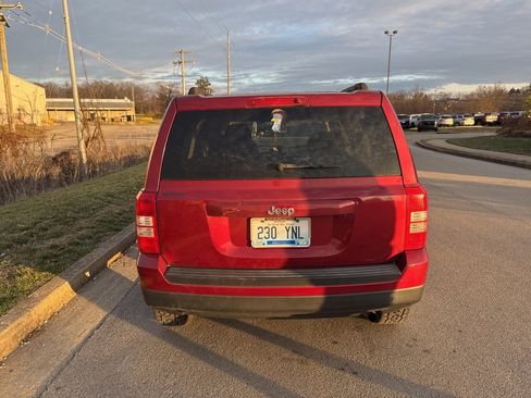 Used 2014 Jeep Patriot Sport w/ Power Value Group image 6