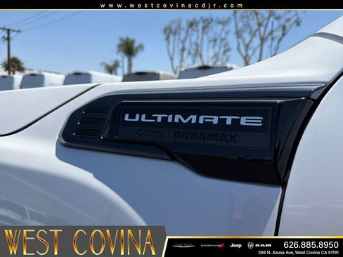 Used 2024 GMC Sierra 2500 Denali Ultimate w/ Max Trailering Package AWD/4WD image 10