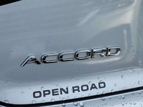 Used 2023 Honda Accord Sport image 29