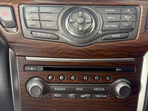 Used 2017 Nissan Pathfinder Platinum w/ Family Entertainment Package FWD image 19
