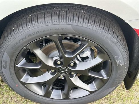 New 2026 Chrysler Pacifica Limited w/ S Appearance Package FWD image 20