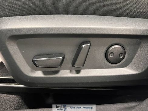 Used 2025 Nissan Rogue SV FWD image 26