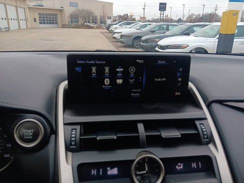 Used 2018 Lexus NX 300 image 16