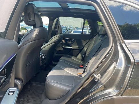 Used 2026 Mercedes-Benz GLC 300 4MATIC image 24