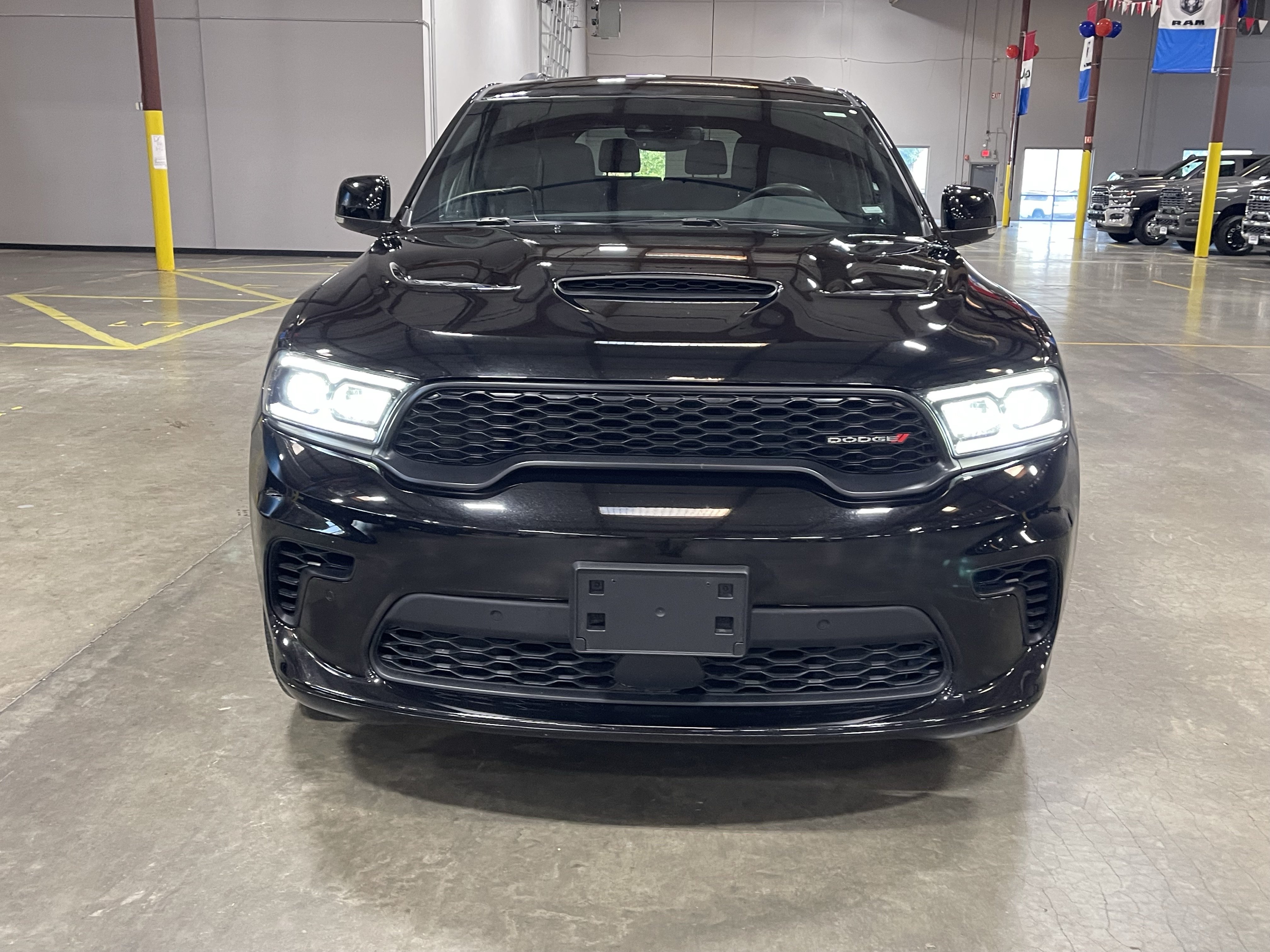 Used 2025 Dodge Durango R/T AWD/4WD image 8