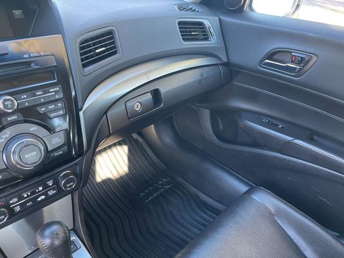 Used 2013 Acura ILX Hybrid w/ Technology Package FWD image 40