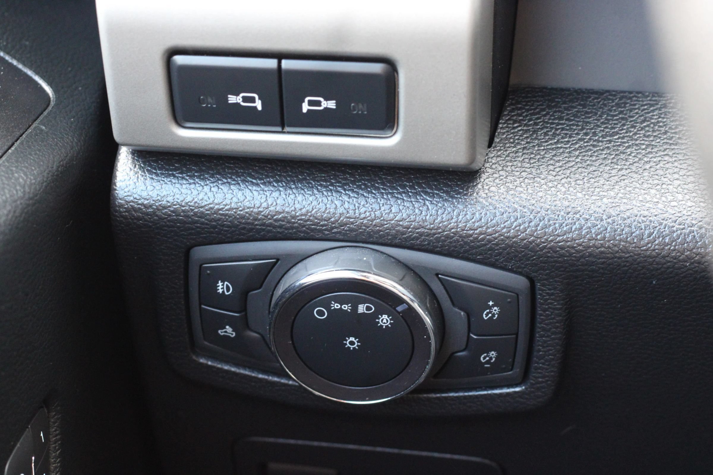 Used 2019 Ford F150 Lariat AWD/4WD image 20