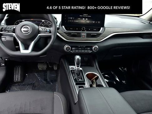 Used 2025 Nissan Altima 2.5 SV w/ SV Premium Package AWD/4WD image 15