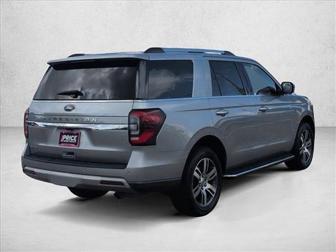 Used 2023 Ford Expedition Limited RWD image 5
