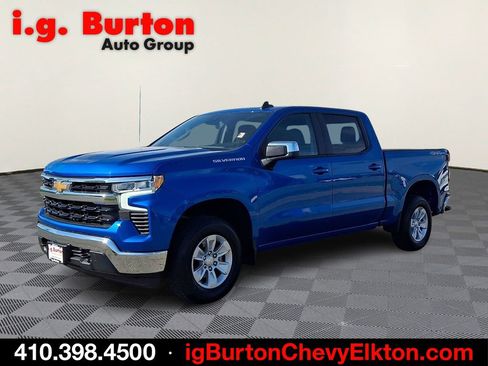 Used 2024 Chevrolet Silverado 1500 LT AWD/4WD image 3