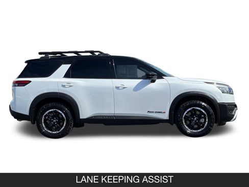 Certified 2025 Nissan Pathfinder Rock Creek image 6
