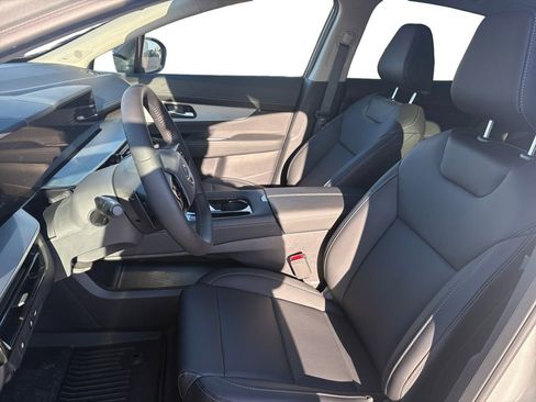 Used 2025 Nissan Murano SL w/ Cargo Package image 9