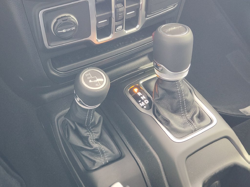 New 2026 Jeep Gladiator Mojave AWD/4WD image 16