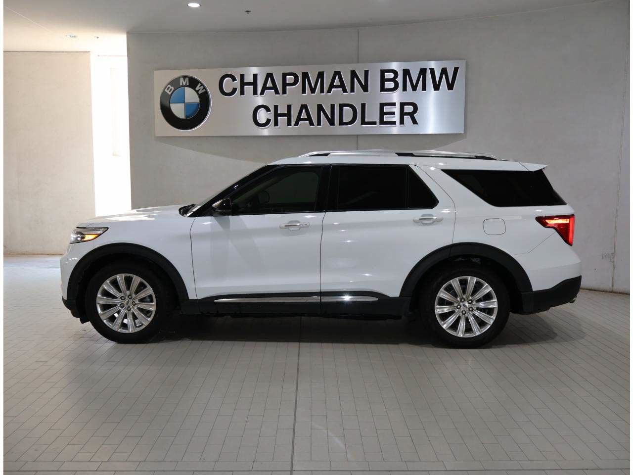 Used 2020 Ford Explorer Limited RWD image 2