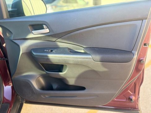 Used 2015 Honda CR-V LX image 11