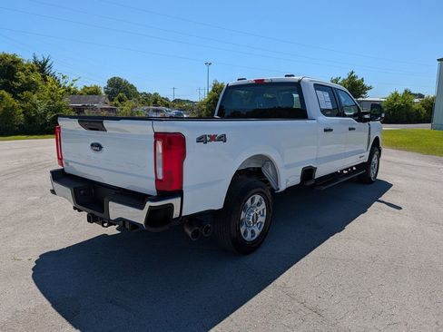 Certified 2024 Ford F250 XLT AWD/4WD image 3