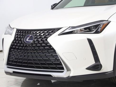 Used 2019 Lexus UX 250h AWD w/ Premium Package image 54