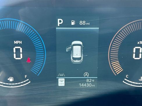 Certified 2025 Hyundai Tucson SEL image 36