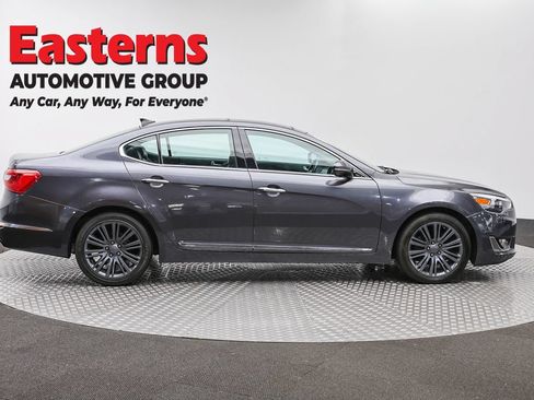 Used 2014 Kia Cadenza Premium w/ Luxury Package FWD image 4