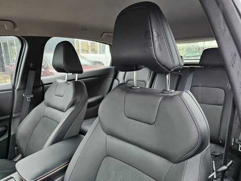 Certified 2023 Nissan Ariya AWD image 17