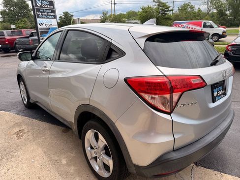 Used 2016 Honda HR-V EX image 5