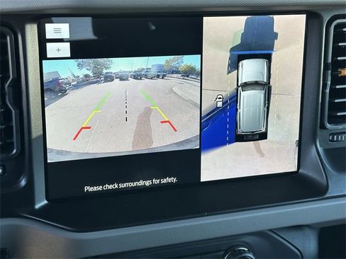 Used 2022 Ford Bronco Badlands image 17