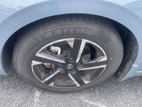 Used 2024 Nissan Sentra SV w/ All-Weather Package FWD image 9