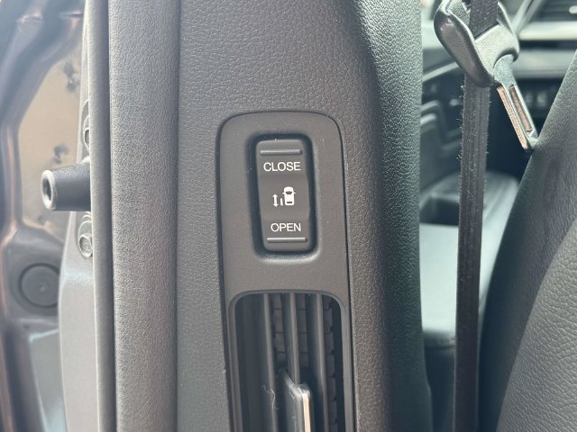 Used 2023 Honda Odyssey Touring image 40