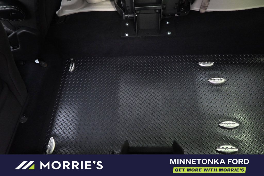 Used 2023 Chrysler Voyager LX FWD image 24