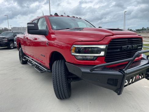 Used 2024 RAM 2500 Laramie w/ Night Edition AWD/4WD image 3