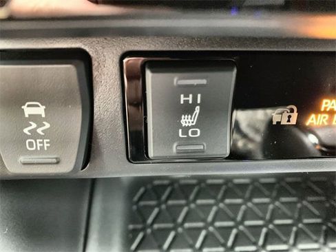 New 2025 Toyota RAV4 SE image 28