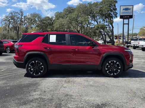 Used 2025 Chevrolet Equinox RS w/ Safety and Technology Package image 6