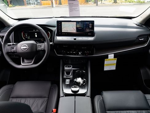 New 2026 Nissan Rogue Platinum w/ Platinum Premium Package image 9