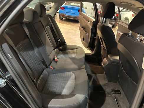 Used 2025 Kia K5 LXS image 36