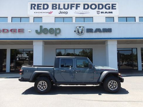 New 2025 Jeep Gladiator Rubicon w/ Steel Bumper Group image 1