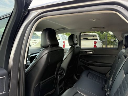 Used 2024 Ford Edge SEL w/ Convenience Package AWD/4WD image 12