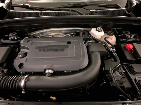 Used 2025 Buick Envision Sport Touring image 10