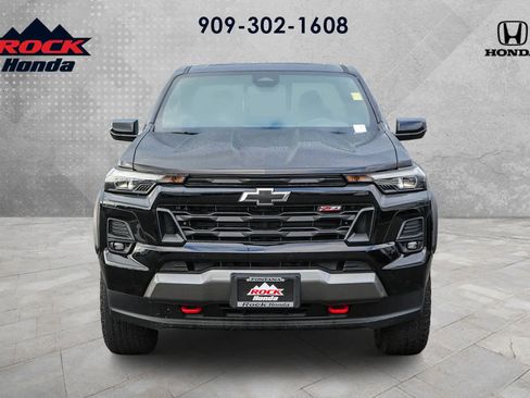 Used 2024 Chevrolet Colorado Z71 w/ Z71 Convenience Package 2 image 2
