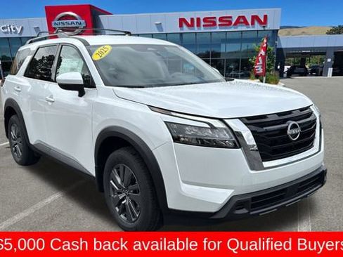 New 2025 Nissan Pathfinder SV w/ Cargo Package image 1