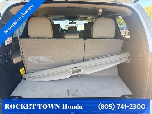 Used 2017 Toyota Sequoia Limited w/ Safety & Convenience Package AWD/4WD image 10