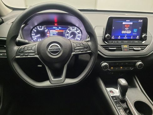 Used 2019 Nissan Altima 2.5 S FWD image 22
