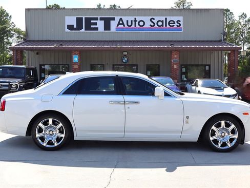 Used 2011 Rolls-Royce Ghost RWD image 10