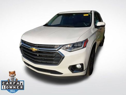 Used 2019 Chevrolet Traverse Premier w/ Driver Confidence II Package FWD image 9